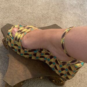 Unilady Vibrant Yellow/Green/Orange/Black Women's Platform Sandals NWOT